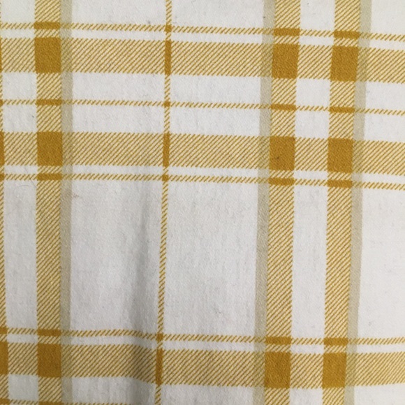 Laid yellow and white skirt - Picture 3 of 4